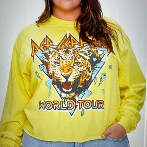 Cropped 0x long sleeve Def Leppard tshirt